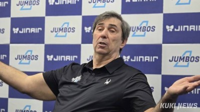 격분한 블랑 감독 “대한항공, 부끄러운 승리임을 알았을 것” [쿠키 현장]