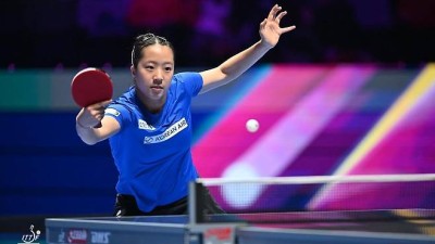 탁구 신유빈, 월드컵서 '한국 천적' 왕만위에 막혀 결승행 좌절