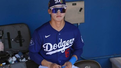 MLB 다저스, 베츠 허리 통증…김혜성 메이저리그 복귀 가능성