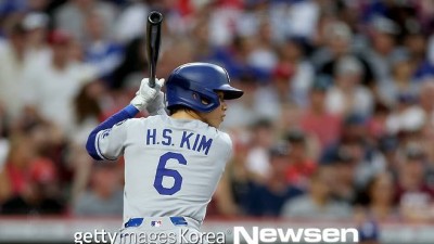 ML 돌아온 김혜성, 첫 선발출전서 멀티히트+3출루 맹활약..다저스도 완승