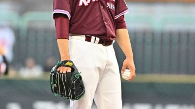 ‘계약금 5억 안겼는데’ 전체 1순위 좌완, 1G 뛰고 부상 아웃...팔꿈치 굴곡근 부분 손상→일단 4주 쉰다 [오!쎈 잠실]