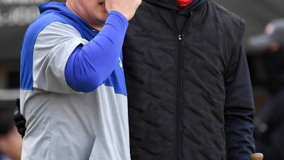 괜히 뭉클하네...광주 찾은 최형우, 따뜻하게 안아준 손승락 수석 [광주 현장]