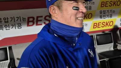 첫 경기는 봐주지 않겠나 이범호 감독의 농담, 홈런 포함 4타점으로 답한 최형우 [IS 스타]