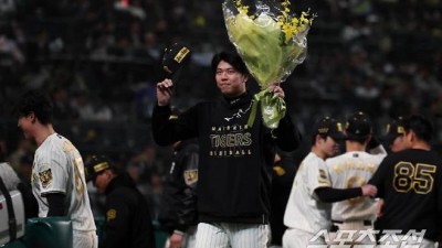 8회 105구 16K 신기록 눈앞에 두고 교체…투수 출신 레전드 감독 대기록 몰랐다 미안하다, 미래 생각하면 무리할 이유 없어[민창기의 일본야구]