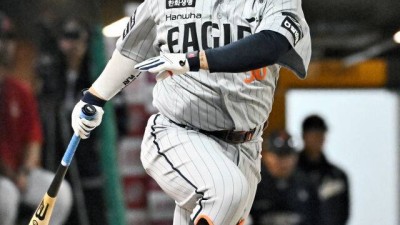 '실책→안타→볼넷→보크→스리런' 이래서 100억 안겼나, 강백호 벌써 시즌 3호 홈런…에레디아 반격의 솔로포 [MD인천]