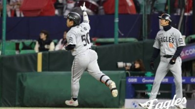 '100억 타자' 결정적 스리런-문동주 155㎞ 쾅! 한화, 선두 SSG에 2연승... 김서현 시즌 첫 세이브 [인천 현장리뷰]