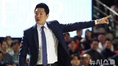 프로농구 SK 전희철 감독, '불성실' 논란 죄송…재정위 소명 잘하겠다