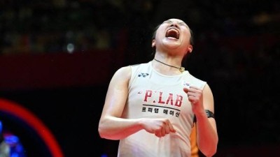 안세영 컴퓨터샷에 크게 무너졌다→日 아이돌 진땀 뻘뻘…AN, 아시아선수권 8강, 미야자키와 2게임도 21-10 가볍게 격파+4강행
