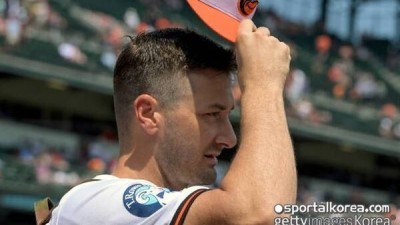 '한화 최악 외인'의 역습? 욕설 논란 그 투수, 15년만 의미 있는 성과 거둬…5G 무실점·ERA 0.00·세이브까지→빅리그 콜업 눈앞?