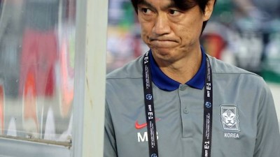 홍명보 감독 경질 요구 목소리 커지고 있다 남아공 매체 조명