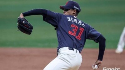 '롯데, 살다 살다 정말 별일 다 보네!' 2경기 연속 투수 2명으로 승리...선발+마무리로 경제적 투수 운용