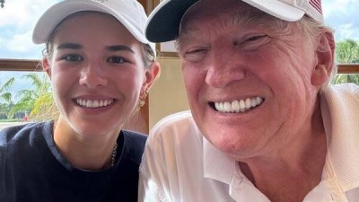 트럼프 손녀, 규정 위반 논란에 '퇴출 요구 폭발'...전자기기 사용불가 마스터스서 '셀카' 찰칵→왜 휴대전화 들고있어 비난