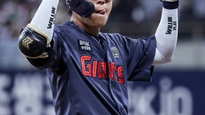 '타율 0.355' 폭주! 결국 롯데 중견수는 마황…황성빈의 바람 감독님, 나로 인해 많이 웃었으면