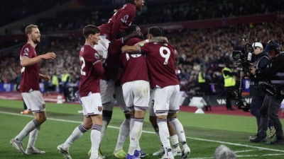 '우려가 현실이 됐다' 토트넘, 결국 EPL 강등권 추락…웨스트햄, '황희찬 교체 출전' 울버햄튼 대파