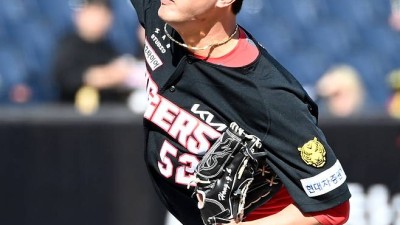 15억 포기, 7억 받고 승부수...그런데 감감무소식, 홍건희 어디서 뭐 하고 있나 [대전 현장]