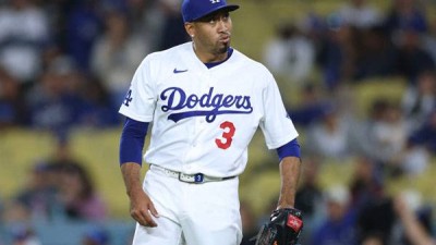 3점 차 리드 못 지킨 6900만$ 마무리, 로버츠 감독은 “걱정하지 않아” [MK현장]