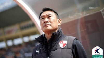 [BE.현장] 한 분당 두 분씩만 더 데려와 달라… 6연승 파죽지세, K리그2 선두 부산 조성환 감독의 팬 향한 간절한 부탁