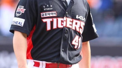 야구 할 수 있을까 교통사고 트라우마 딛고 377일 만의 감격 승리…23세 황동하의 야구 시계가 다시 움직이기 시작했다