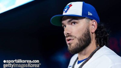 '폰세 벌써 그리워진다' 통산 110승 대체자, 4이닝 4실점 후 '조기 강판'…3~5선발 불안 어떻게 해결하나