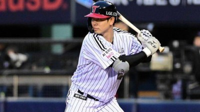 둘이 나란히 특타 훈련 했는데…'21연타석 무안타' 홍창기 하루만에 선발 복귀, 이재원 OUT, LG 라인업 [오!쎈 잠실]