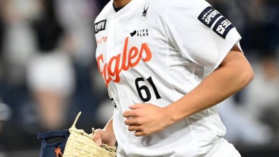 뚝심의 김경문 감독 정우주, 아프지 않는 한 8회에 나간다. 기죽지 마라 [대전 현장]