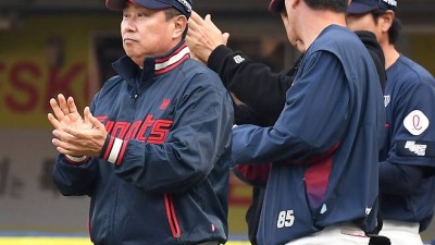 안우진 30개에 화들짝! → 김태형 감독 4이닝도 갈 수 있어! [고척 현장]