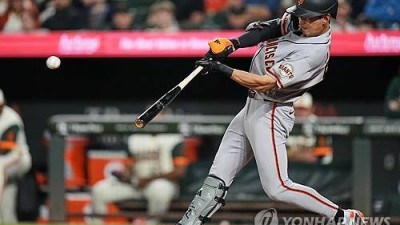 이정후가 왼쪽을 찔렀다 美 중계진 깜짝 놀란 'LEE 타격'…이틀 연속 멀티히트+2할 고지 도달→홈런 이어 '완전 반등 모드' 돌입