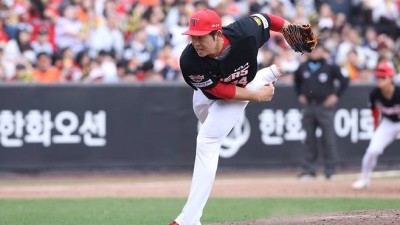 진짜 한화가 꿀단지였나… 리그에 뿌려진 11억 가치, '타점 1위' 해결사로 위안 삼을까