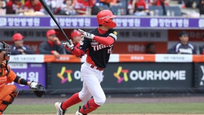 KIA 트레이드 안 해도 되겠네… ‘8푼 타격 잊어라’ 이범호 고민 해결사, 생각보다 가까이 있었네