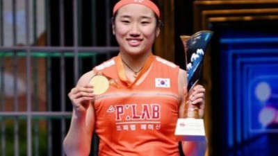 안세영 남자 같아, 체력 괴물이야 왕즈이 털썩 주저앉았는데 안세영은 팔팔…中 팬들 깜짝 놀랐다