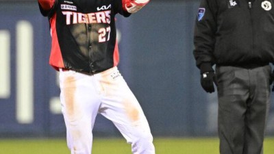 “김호령 전세계에서 수비 제일 잘해” 윤석민 KIA에 그냥 14년간 있었던 것 아니다…중견수 FA 시장 요동친다