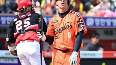 '한화 드디어 결단!' 리그 최다 삼진 노시환, 전격 2군행→'팬 막말 논란' 최충연도 윤성빈과 함께 1군 말소