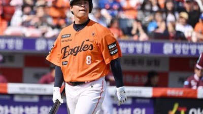 한화 끝내 결단! '4번→6번' 노시환, 2군 강등…6년 만에 '부진 탓' 1군 말소→韓 최고 공 가지고 왜 걱정 윤성빈도 2군행