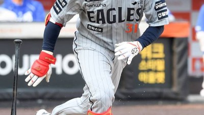 한화, 두산과 손아섭 트레이드 단행… 이교훈·현금 1억5000만원