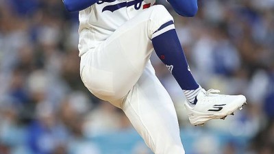 '류현진처럼 던졌다' 다저스에 좌완 영웅 등장…8이닝 무실점 무사사구 인생투→메츠에 4-0 완승