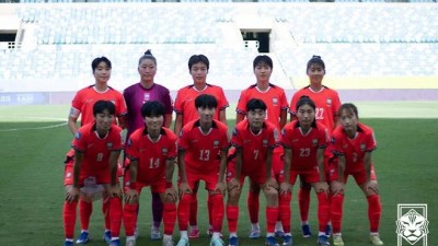 '안타깝다' 韓 여자 축구, '10명 싸운' 캐나다에 1-3 패…FIFA 시리즈 2연패
