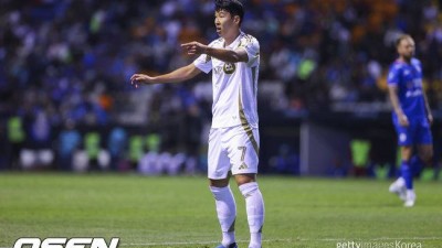 골 없어도 '쏘니! 쏘니!' 연호, 경기장 위 또 다른 감독 멕시코 언론, 2200m 손흥민 특별 주목