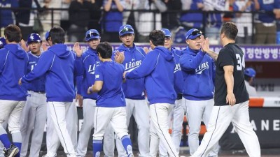 1631일 만에 1위, 사령탑을 더 웃게한 신인의 발견…원태인 뒤 이을 최고의 선발 투수