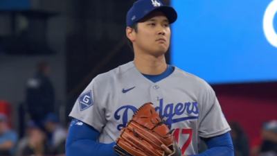 당분간 타자 오타니 못 봅니다...'사구 여파' 오타니 선발 라인업 제외, 투수로만 등판한다
