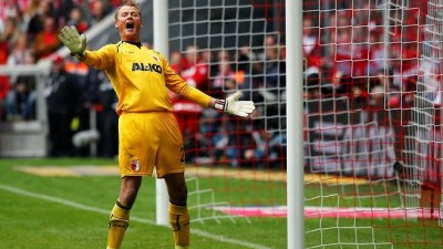 아스널서 뛴 골키퍼 마닝거, 열차 충돌 사고로 48세에 사망