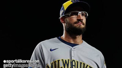 '45승 페이스' 이게 말이 돼? MLB 다승 1위 오른 좌완 불펜 투수…아웃 하나 잡았는데 운까지 따른다