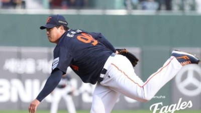 돌아오자마자 6연패 끊은 류현진 한마디 투수들 때문에 야수들 힘들었다... 오늘 계기로 바뀔 것 [부산 현장]