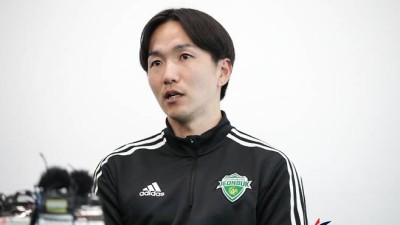 내가 만난 일본 선수 중 최악 홍명보 감독 공개 저격 당했던 日 선수, 깜짝 이유로 제2의 전성기...요코하마 에이스 등극 '생선 위주 식단 도움'