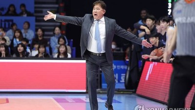 '선수 폭행 자격정지' 프로농구 김승기 전 감독 재심 열린다