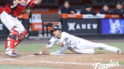 '와' 한화 19살 슈퍼루키의 미친 슬라이딩, 김경문도 홀딱 반하다 역시 스타성 있다, 기세를 모아 잘 쳤으면 [MD대전]