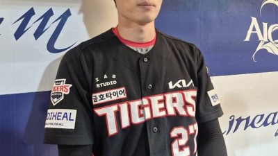 [IS 스타] 만회해 이기고 싶었다 298일 만에 멀티 홈런…NC 집어삼킨 김호령의 존재감