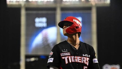 '와 53홈런 페이스' 뛰지 않는 슈퍼스타, 거포 올인인가…'단 4명' 전인미답 경지에 닿나