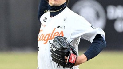 단 2⅓이닝 던지고 부상 악재, 한화 외인 투수 돌아온다…김경문 감독 화이트, 곧 2군서 등판 [오!쎈 대전]