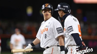 한화 '강백호 1번' 파격 승부… 노시환 다시 4번 출전, 김경문 '완전 연소' 승부수 띄웠다