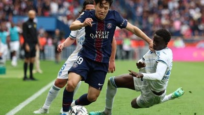 ‘90분 풀타임+미드필더 평점 1위’ 이강인, PSG 연속 선발…챔스 준결승 기회잡을까 ‘로리앙과 2-2 무승부’